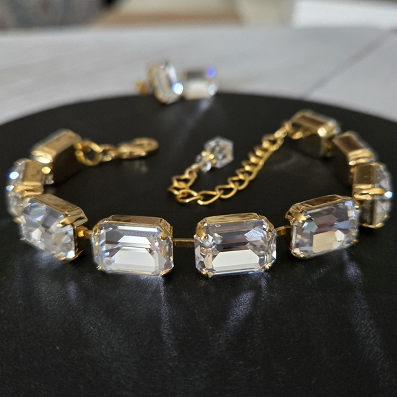Austrian Crystal Bracelet in Gold - Picture 3 of 10